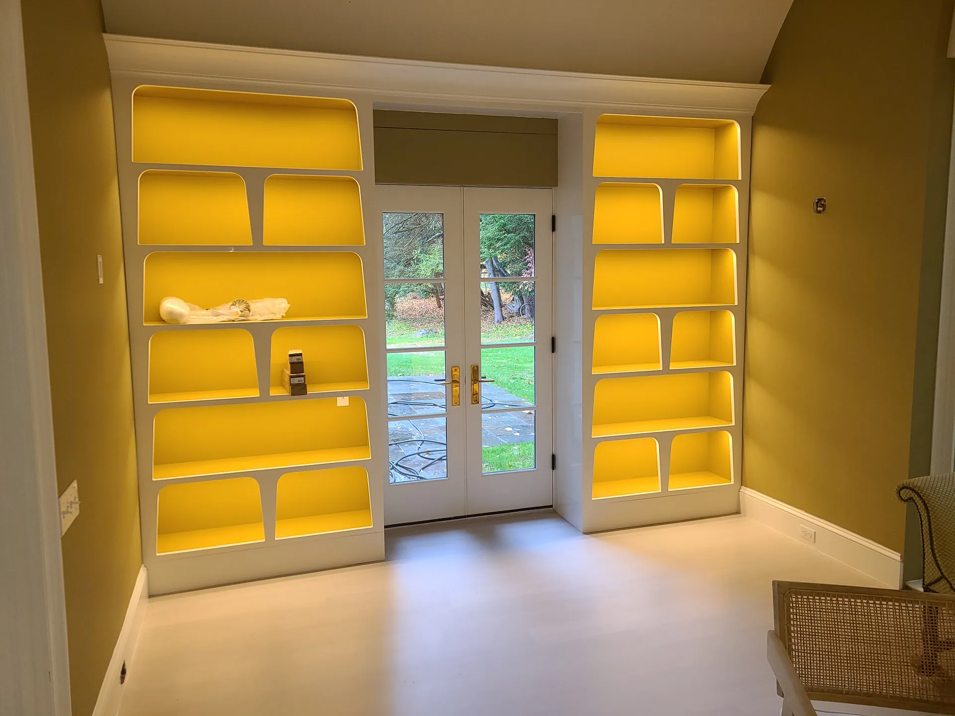 Light Wood Vanity & Built-Ins — gallery 10