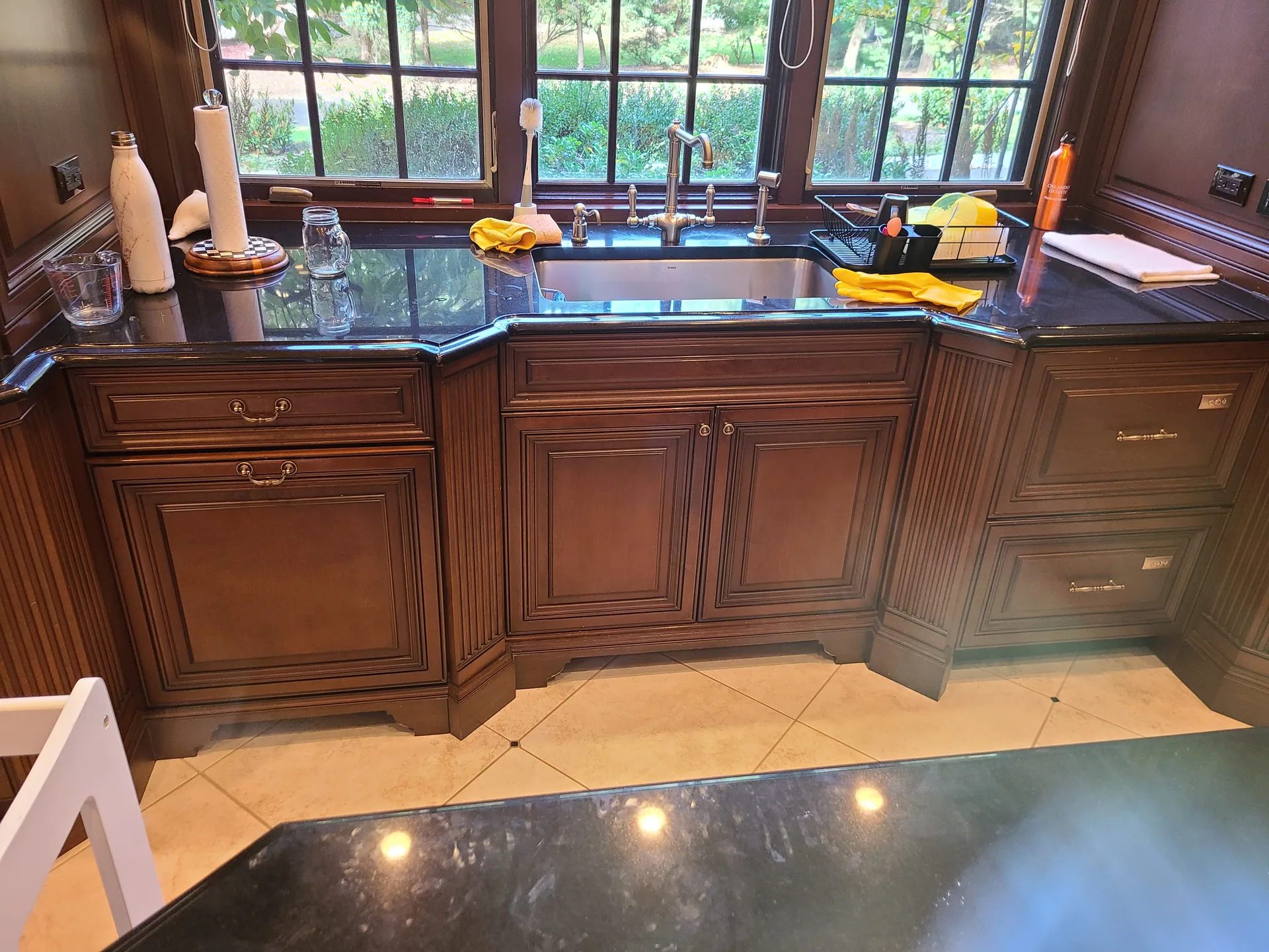 Traditional Mahogany Kitchen — gallery 7