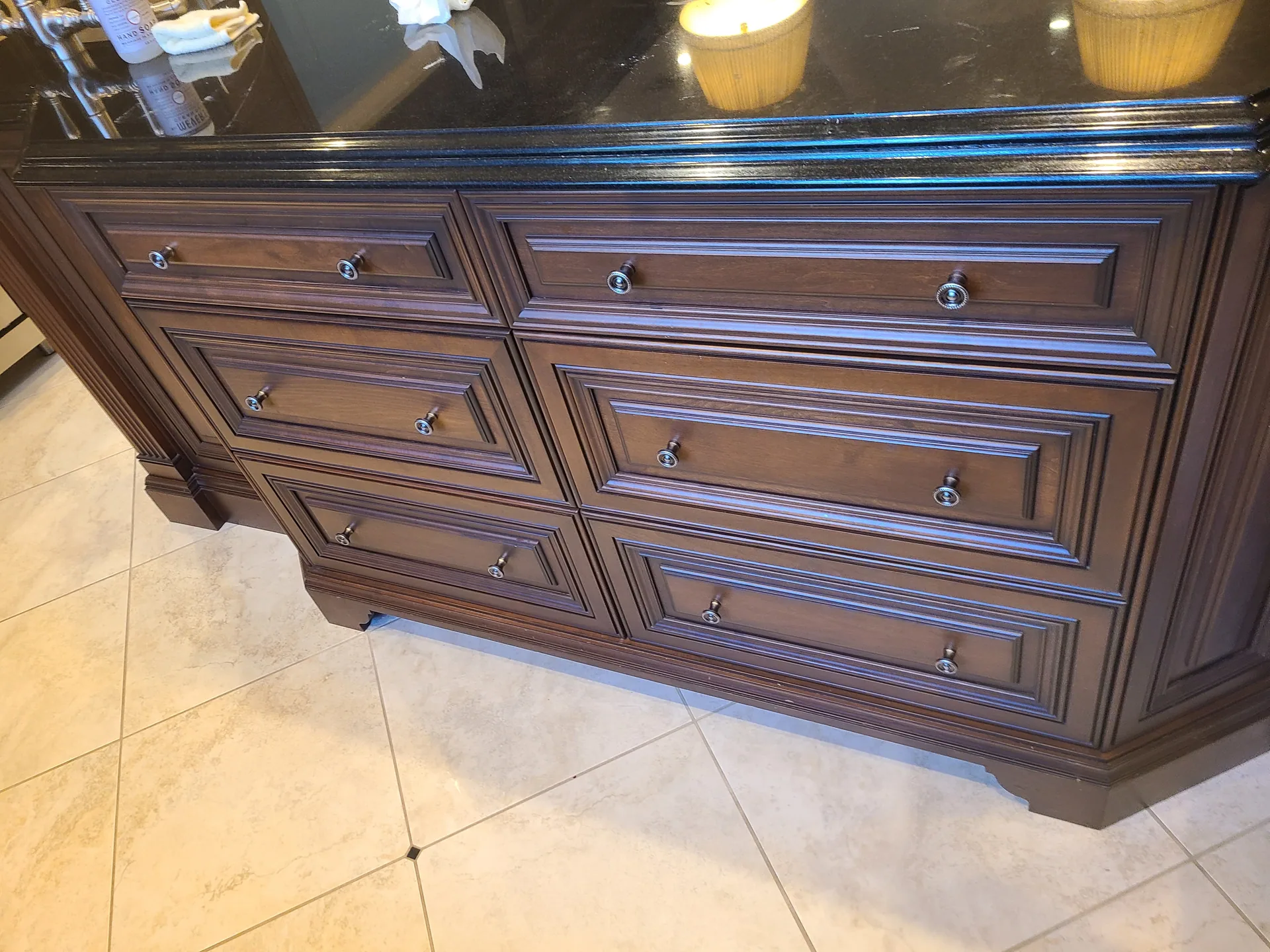 Traditional Mahogany Kitchen — gallery 12