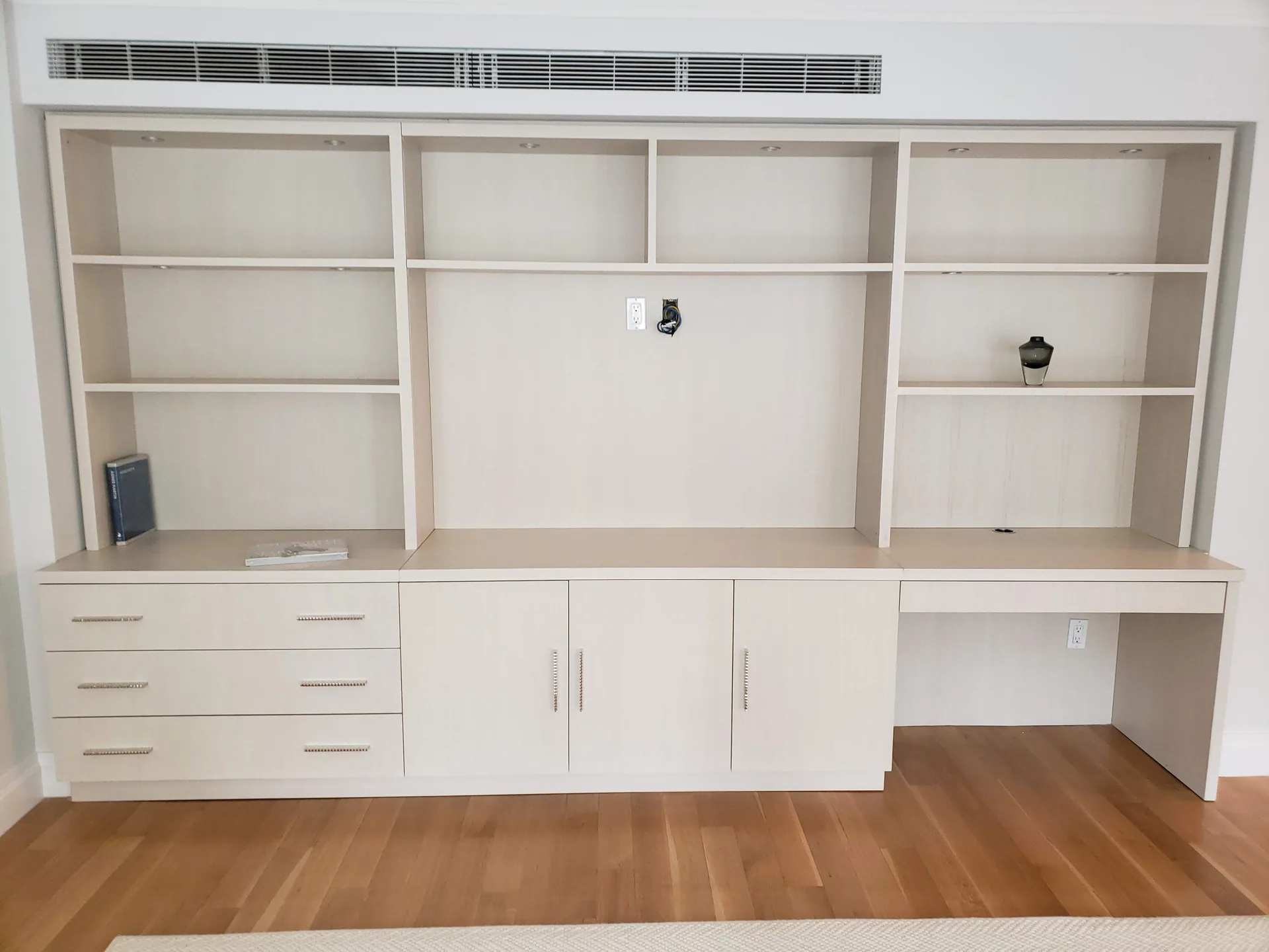 White Shaker Wardrobe — gallery 3